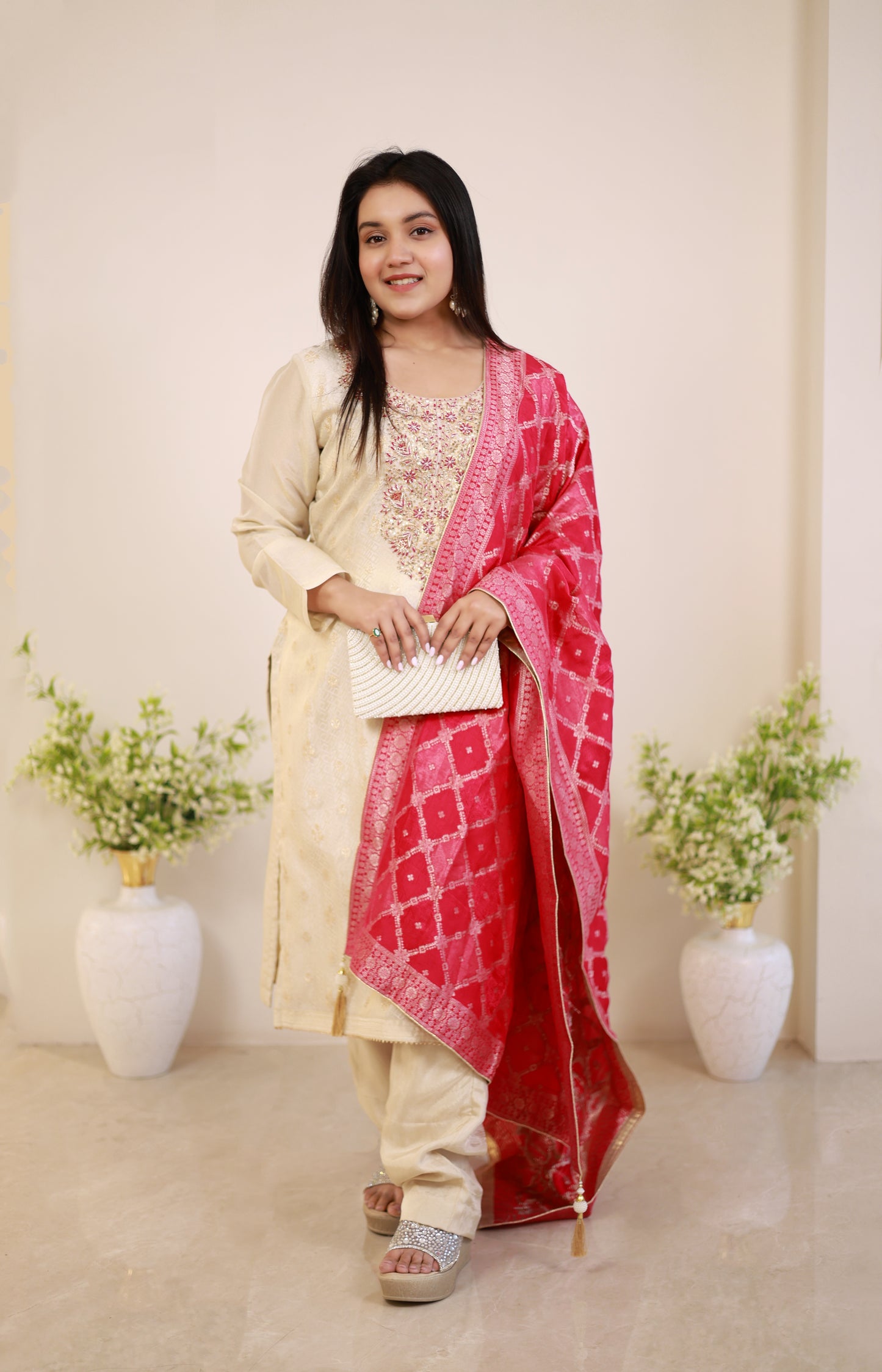 Ivory Gulnaar Kurta Set