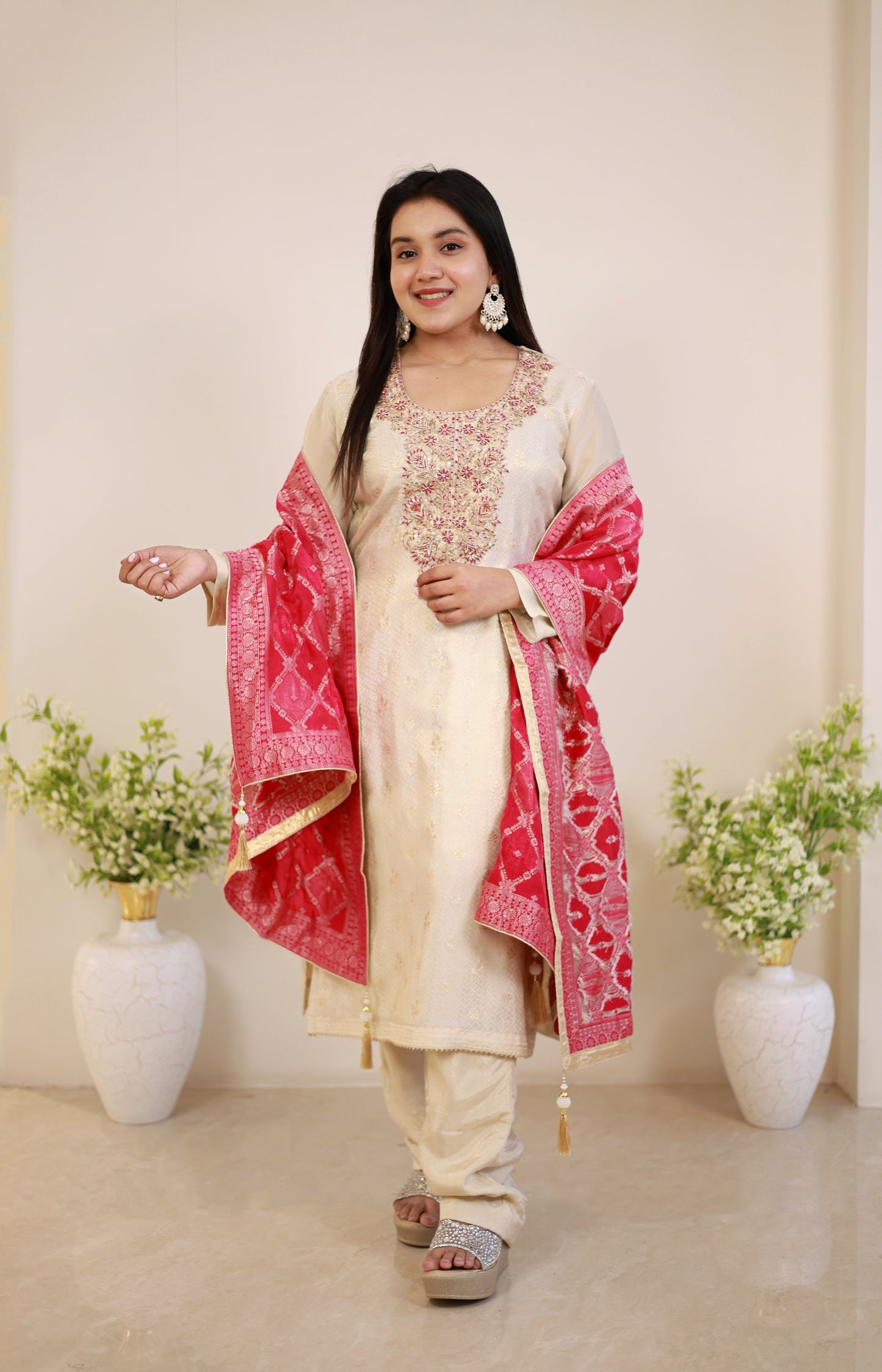Ivory Gulnaar Kurta Set